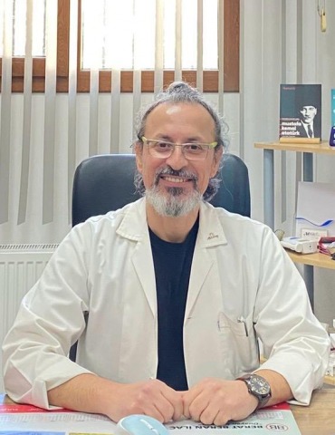 Dr. İzzet Volkan GÜNDER
